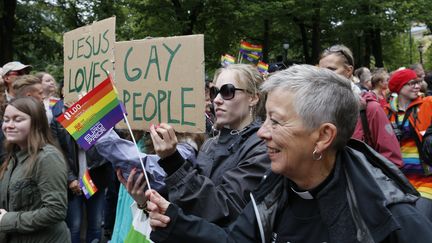 A Oslo, en Norv&egrave;ge, se tenait le d&eacute;fil&eacute; de l'Euro Pride, le 28 juin 2014. (TERJE BENDIKSBY / NTB SCANPIX / AFP)