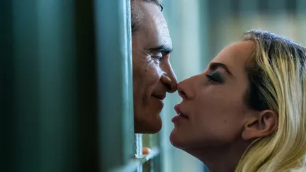 Joaquin Phoenix and Lady Gaga in "Joker: madness for two" by Todd Phillips (2024). (NICO TAVERNISE / TM & DC COMICS)