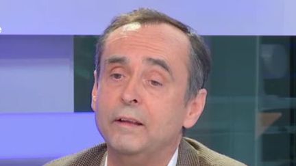 Robert Ménard, maire de Béziers, invité de franceinfo mercredi 16 novembre (RADIO FRANCE / FRANCEINFO)