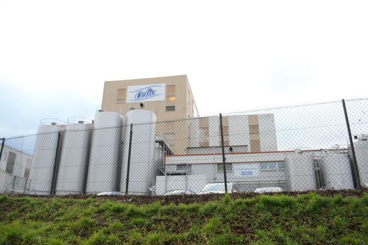 L'usine Lactalis de Craon&nbsp;(Mayenne), le 11 janvier 2017.&nbsp; (RONAN HOUSSIN / CROWDSPARK / AFP)