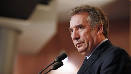 Fran&ccedil;ois Bayrou, le 3 avril 2013 &agrave; Paris, lors d'une conf&eacute;rence de presse. (KENZO TRIBOUILLARD / AFP)