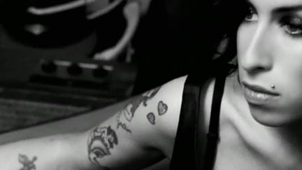 Amy Winehouse. Image du clip &quot;Our day will come&quot;
 (DR)