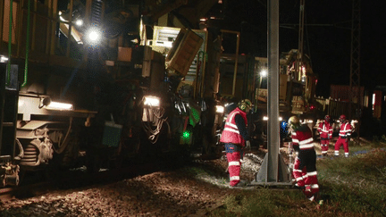 Entre 1954 et 2021, le nombre de retards des trains en France a été multiplié par trois. En cause, notamment, la vétusté des infrastructures. La ligne Paris-Limoges-Toulouse concentre de nombreux problèmes. (France 3)