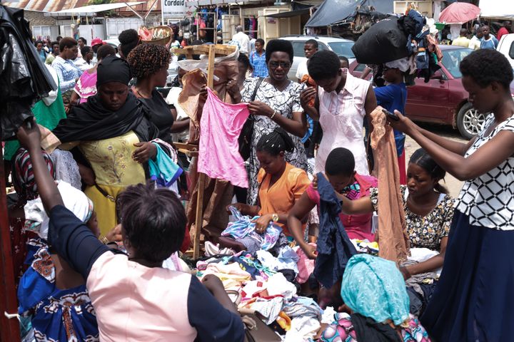 Un marché à Bujumbura, capitale économique du Burundi, le 9 avril 2020 (TCHANDROU NITANGA / AFP)