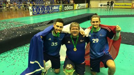 Sébastien Joumel (gauche), lors de sa victoire en finale de la Coupe du monde des U21, au Brésil en 2015. (SEBASTIEN JOUMEL)