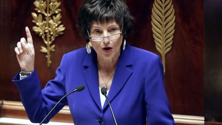 La ministre d&eacute;l&eacute;gu&eacute;e charg&eacute;e de la Famille, Dominique Bertinotti, &agrave; l'Assembl&eacute;e nationale, &agrave; Paris, le 17 avril 2013. (KENZO TRIBOUILLARD / AFP)