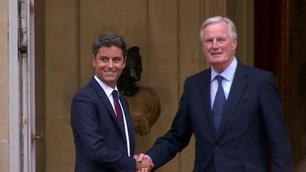 À 73 ans, Michel Barnier est devenu le Premier ministre le plus âgé de la Ve République, jeudi 5 septembre. Celui qui succède à Gabriel Attal promet d'être à l'écoute de chacun dans cette période instable. (FRANCEINFO)