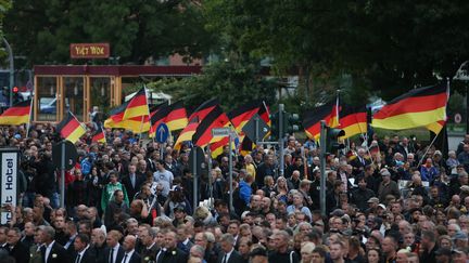 Plusieurs milliers de personnes ont manifesté samedi 1er septembre à Chemnitz, fief de l'extrême droite, dans l'est de l'Allemagne. (KEVIN VOIGT / XINHUA)