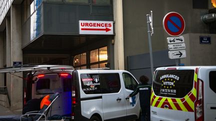 Ambulances parked near the emergency department of the Saint-Joseph Saint-Luc hospital, in Lyon, on February 16, 2024. (THIBAUT DURAND / HANS LUCAS / AFP)