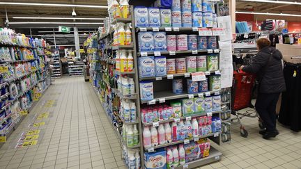 Un supermarché d'Orléans (Loiret), le 11 janvier 2018. (GUILLAUME SOUVANT / AFP)