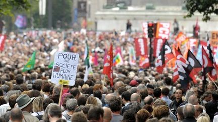 Manifestants à Paris lors de la journée sur la retraite (7/09/2010) (AFP/MIGUEL MEDINA)