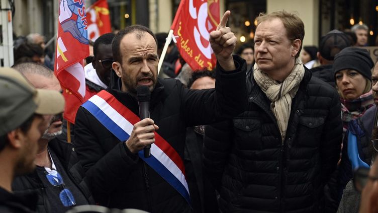 MPs Manuel Bompard (LFI) and Pierre Dharréville (Communist Party), March 18, 2023 in Marseille (Bouches-du-Rhône).  (CLEMENT MAHOUDEAU / AFP)