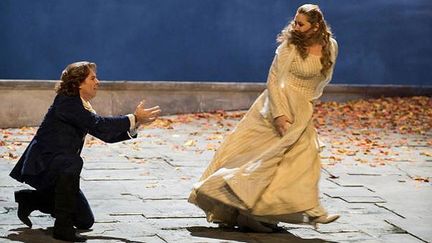 &nbsp; (Roberto Alagna et Karine Deshayes dans "Werther" © Julien Benhamou)