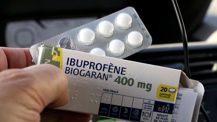 Des comprimés d'ibuprofène, le 10 mars 2017. (Photo d'illustration) (MAXPPP)