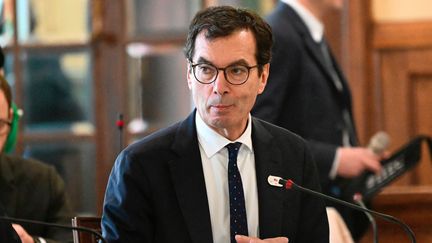 Jean-Pierre Farandou, PDG de la SNCF, lors d'une réunion avec le ministère de la Transition écologique, le 23 février 2024, à Clermont-Ferrand.  (THIERRY NICOLAS / MAXPPP)