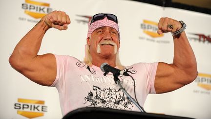 Hulk Hogan lors du lancement de son livre "Ma vie hors du ring", &agrave; New York (Etats-Unis), le 27 octobre 2009. (BRYAN BEDDER / GETTY IMAGES NORTH AMERICA / AFP)