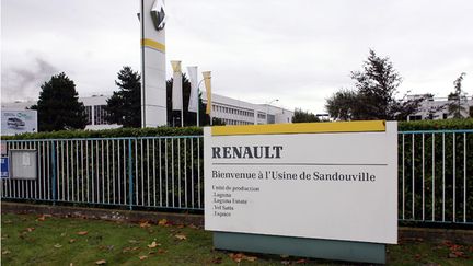 &nbsp; (Renault va fabriquer 100.000 utilitaires pour Fiat et Opel pour à Sandouville  © Maxppp)