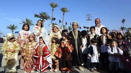 Cette manifestation a pour but de faire revivre le patrimoine culturel du pays et de le transmettre aux nouvelles générations. (MAHMUD TURKIA / AFP)