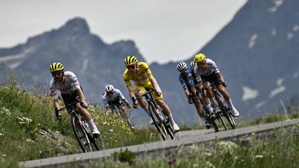 DIRECT. Tour de France 2024 : nouvelle échappée gagnante ou ultime démonstration de Tadej Pogacar ? Suivez la 20e étape avec nous