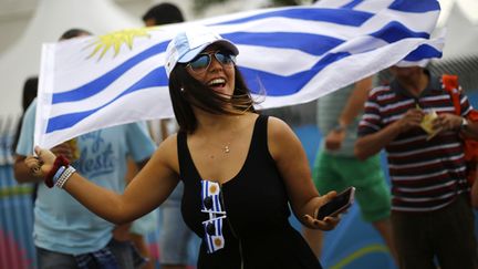 &nbsp; (Les supporters de l'Uruguay peuvent se réjouir : leur équipe s'est qualifiée pour les huitièmes de finale. © REUTERS/Ivan Alvarado)