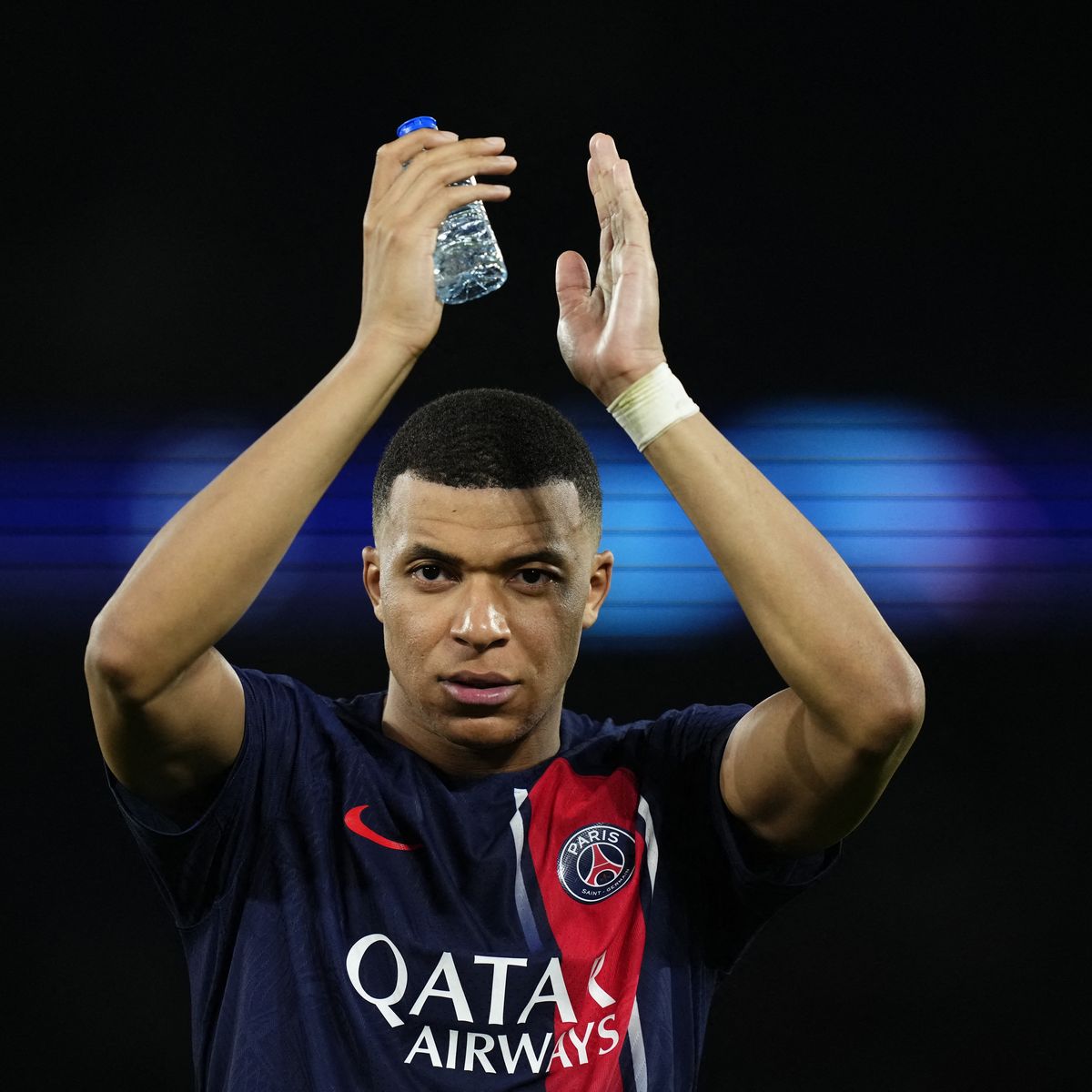 Football : le départ acté de Kylian Mbappé du PSG, un flou savamment  entretenu