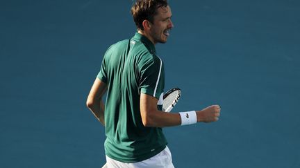 La joie du numéro deux mondial, Daniil Medvedev, ici à l'occasion de sa qualification pour les quarts de finale du Masters 1000 de Miami, mardi 30 mars 2021. (MICHAEL REAVES / GETTY IMAGES NORTH AMERICA)