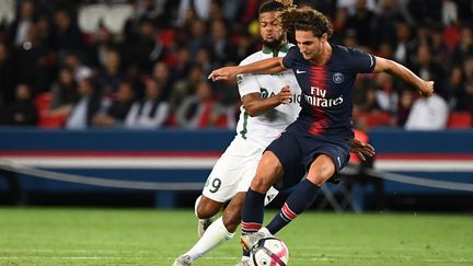 Rabiot et Diony à la lutte (ANNE-CHRISTINE POUJOULAT / AFP)