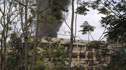 Le centre commercial Westgate de Nairobi (Kenya), vis&eacute; par une attaque terroriste, le 23 septembre 2013. (THOMAS MUKOYA / REUTERS)