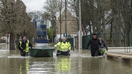 Inondations : Gournay-sur-Marne submergée sous la Marne