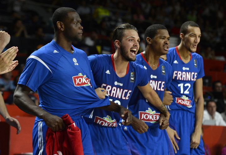 Les Fran&ccedil;ais Charles Kahudi, Evan Fournier,&nbsp;Micka&euml;l Gelabale et Rudy Gobert, le 13 septembre 2014, &agrave; Madrid (Espagne). (GERARD JULIEN / AFP)