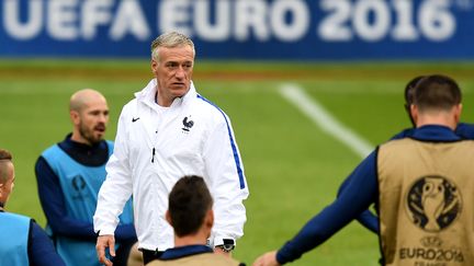 Didier Deschamps à l'entraînement avant France-Suisse (FRANCK FIFE / AFP)