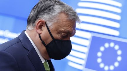 Le Premier ministre hongrois Viktor Orban arrive au second jour du sommet européen à Bruxelles, le 25 juin 2021. (ARIS OIKONOMOU / POOL / AFP POOL)