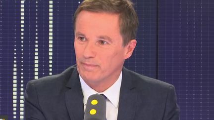 Nicolas Dupont-Aignan, président de Debout la France et député de l'Essonne, invité mardi 5 juin de franceinfo. (RADIO FRANCE / FRANCE INFO)