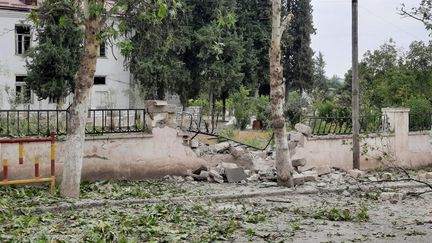 Le village arménien de Martouni, dans le Haut-Karabagh, bombardé pour le cinquième jour d'affilée par l'artillerie azérie, le 1er octobre 2020.&nbsp; (CLAUDE BRUILLOT / RADIO FRANCE)