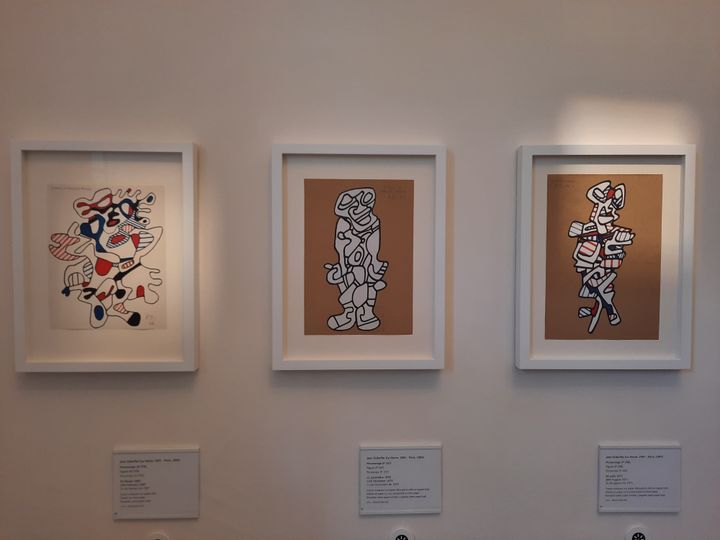 Les trois dessins de Jean Dubuffet retrouvés par hasard au fond d'un carton. (ANNE CHEPEAU / RADIO FRANCE)