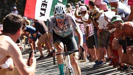 Le Néerlandais Wout Poels s'est imposé lors de la 15e étape du Tour de France à Saint-Gervais-les-Bains, le 16 juillet 2023. (ANNE-CHRISTINE POUJOULAT / AFP)