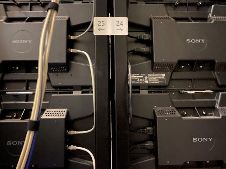 Monitors making up the LED screen of the Plateau Virtuel studio, in Plaine-Saint-Denis (MATTEU MAESTRACCI / RADIOFRANCE)