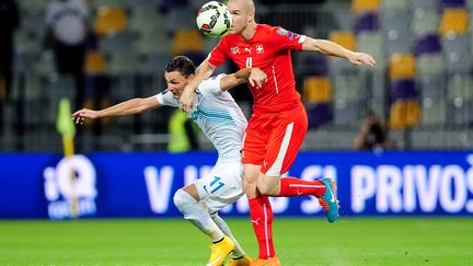 lLe défenseur suisse Philippe Senderos (JURE MAKOVEC / AFP)