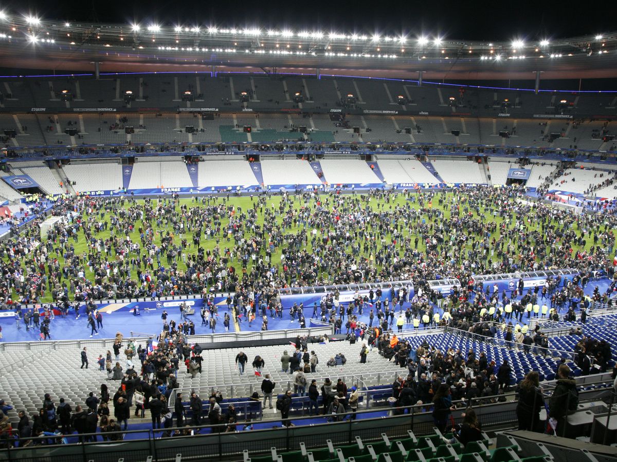 Attentat Au Stade De France Des Kamikazes Dans L Hexagone Une Premiere