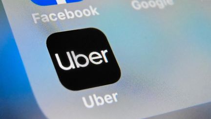 L'application Uber pour smartphone, le 1er octobre 2019, à Lille (Nord). (DENIS CHARLET / AFP)