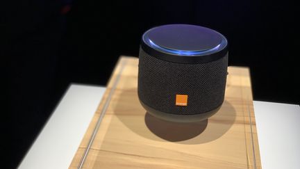 L'enceinte connectée d'Orange équipée de l'assistant vocal Djingo (JC/RF)