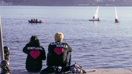 Un couple d'étudiants à Lisbonne au Portugal (photo d'illustration). (MAXPPP)