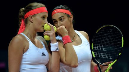 Après la première journée de la finale de la Fed Cup à Perth (Australie), la France et l'Australie sont à égalité et les matchs ont été vite expédiés. (JEAN-FRANCOIS MONIER / AFP)