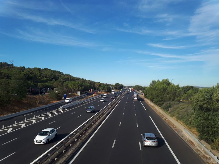 Ce week-end, juilletistes et aoûtiens vont se croiser sur l'autoroute A9. (SÉBASTIEN GARNIER / FRANCE-BLEU HÉRAULT)