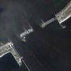 Une image satellite du barrage de Kakhovka (Ukraine), le 7 juin 2023, après sa destruction. (MAXAR TECHNOLOGIES / AFP)