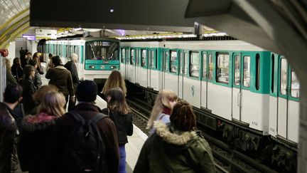 &nbsp; (La CGT-RATP appelle à une grève reconductible dès le 2 juin © MaxPPP)