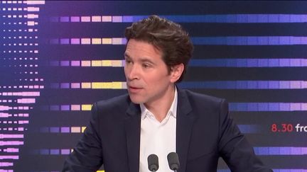 Geoffroy Didier, directeur de la communication de Valérie Pécresse, eurodéputé LR, était dimanche 6 mars l'invité du 8h30 franceinfo. (FRANCEINFO / RADIOFRANCE)