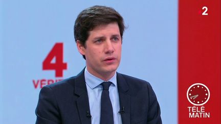 Le&nbsp;secrétaire d'État auprès du ministre de la Cohésion des territoires Julien Denormandie dans les "4 Vérités", sur France 2, le 1er mars 2018. (FRANCE 2)