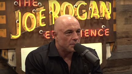 Joe Rogan, fervent soutien de Trump et animateur du podcast le plus écouté au monde sur Spotify. (CAPTURE ECRAN YOUTUBE)