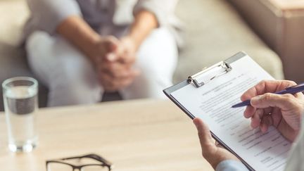 "On fait porter à tort aux victimes une responsabilité dans cette relation" (&copy; photo Vadimguzhva/iStock)